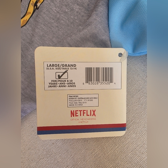 Stranger Things Dustin Arcade Cats Shirt Child Costume Size L 10-14 Netflix NWT - Picture 7 of 7